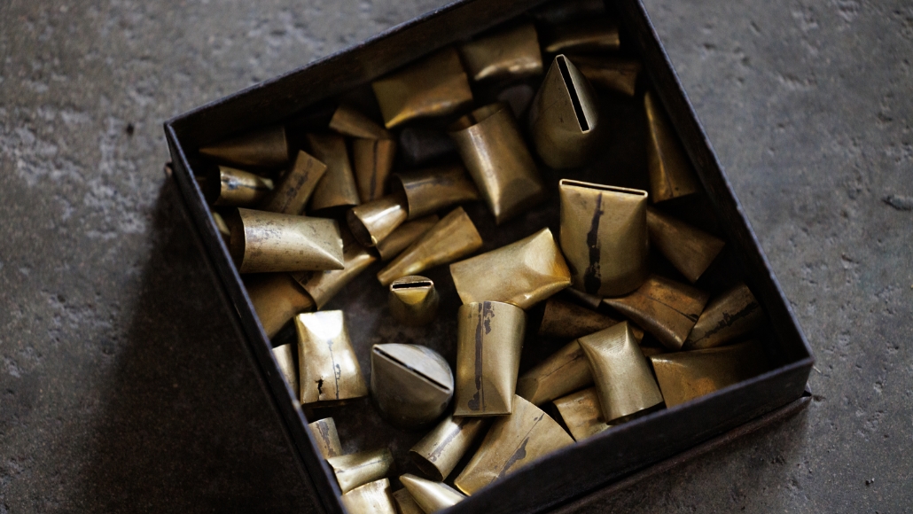 技法 ― 筒描き染めとは